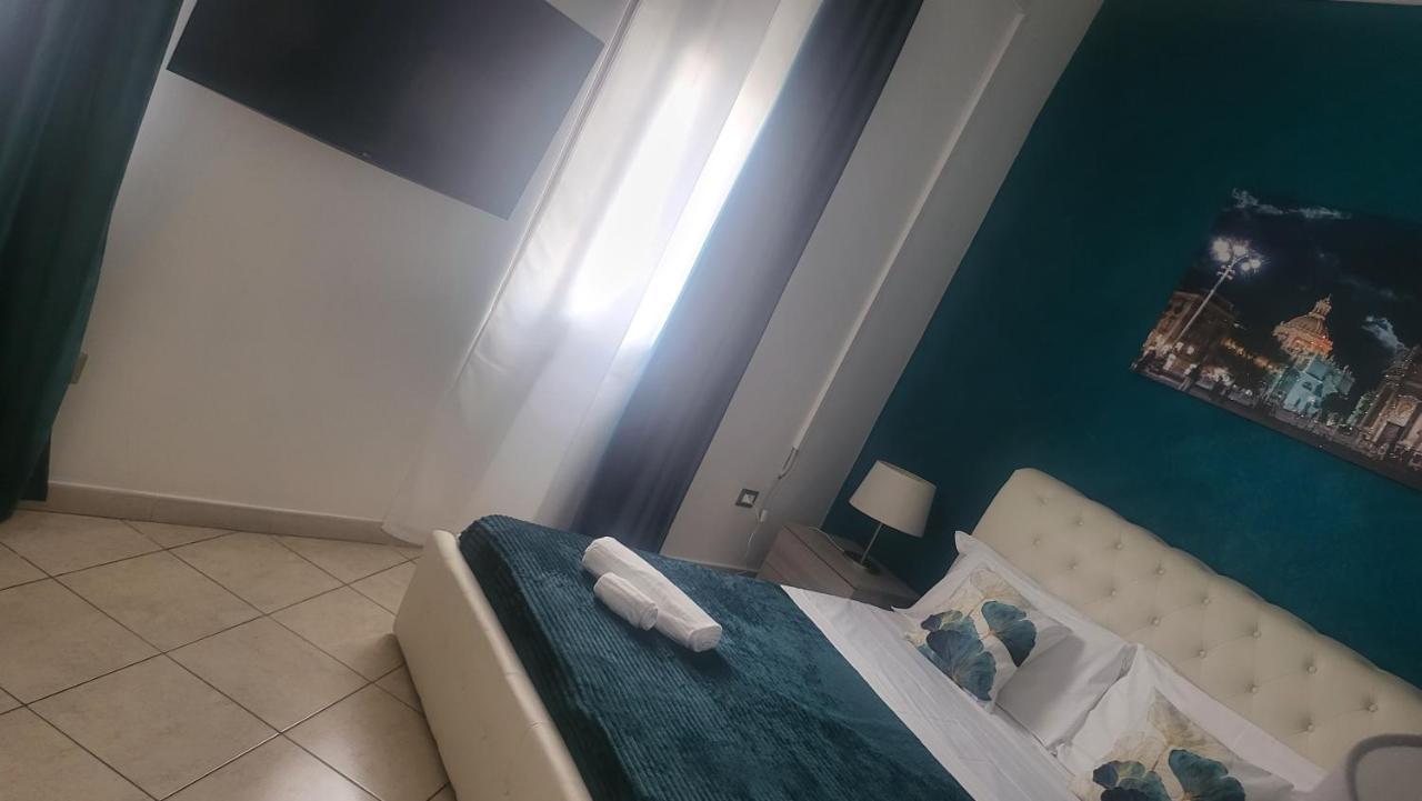 カターニアChalaro' Apartamentアパートメント エクステリア 写真